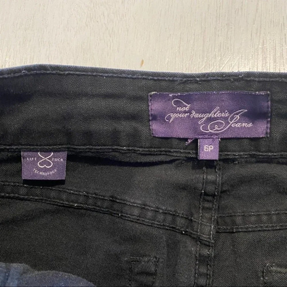 NYDJ Not Daughter Jeans Crop Capri Wide Cuff - Picture 3 of 9